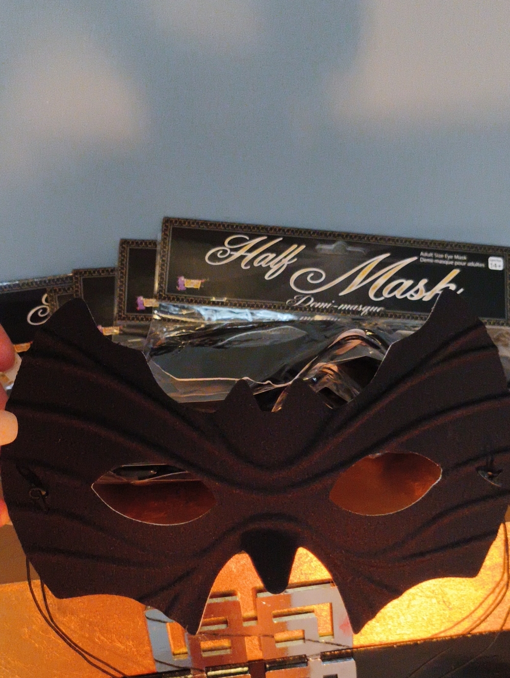 Black Masquerade Eye Masks 6 Pieces NEW Halloween Party